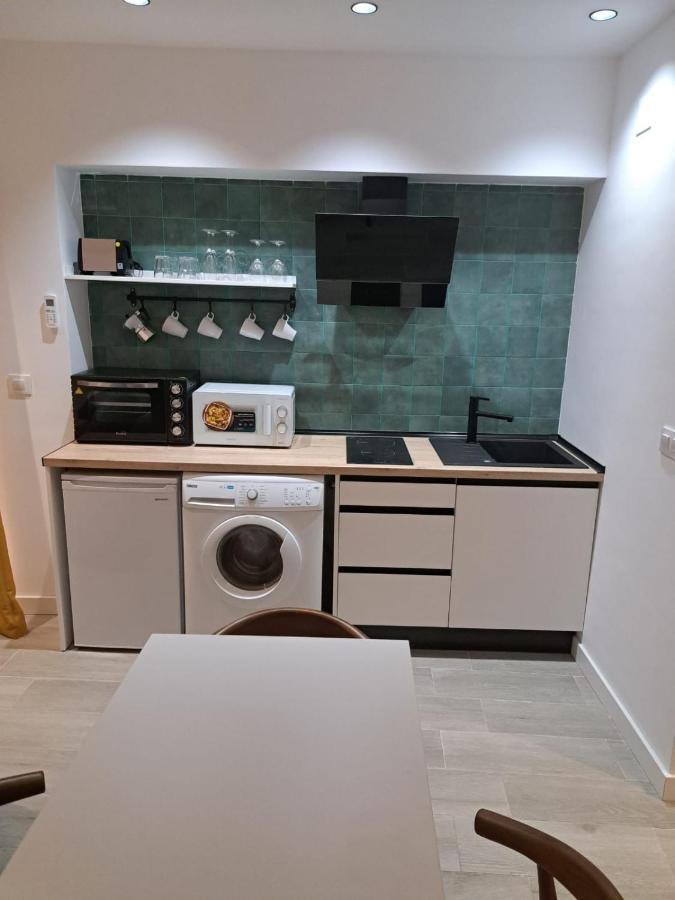 Acc Vergara 3 Opcion De Parking Apartment Jaen Exterior photo